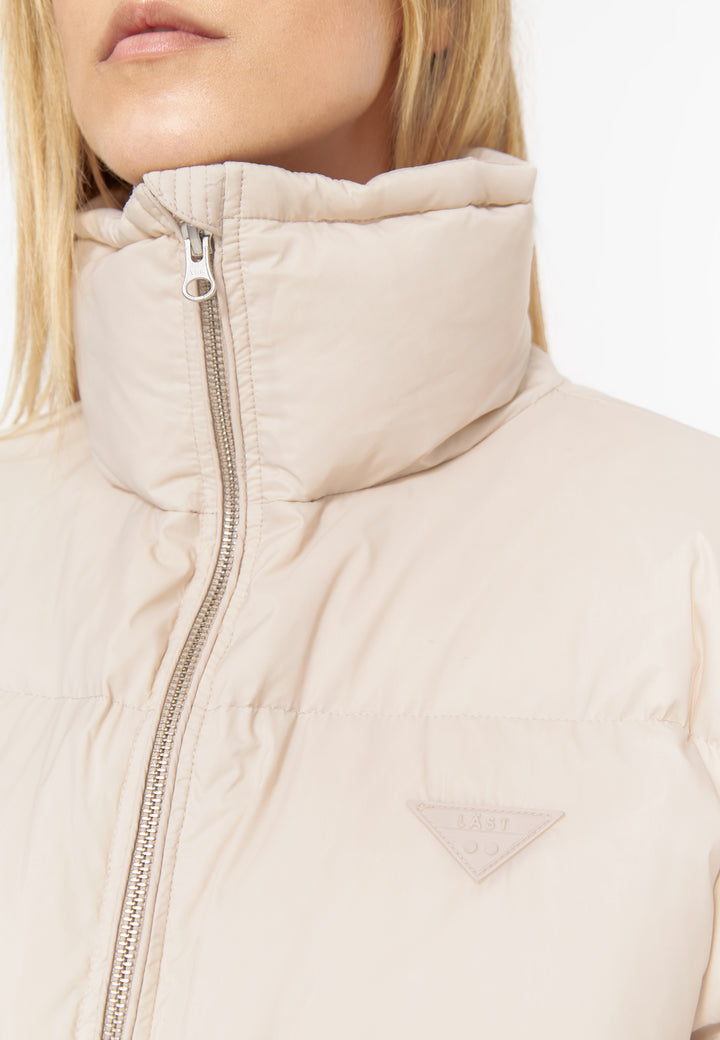 LÄST Short Puffer Jacket Sand Jackets Sand