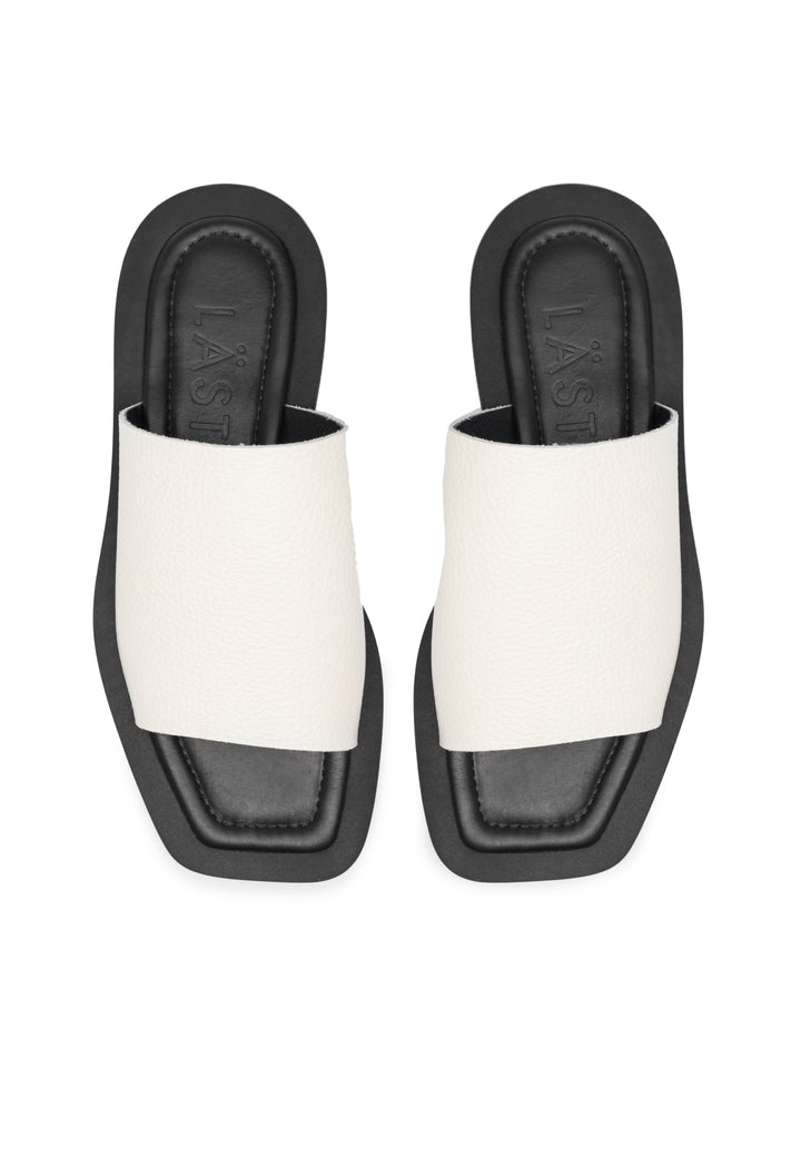 LÄST Soleima - Grained Leather - Off White Sandals Off White