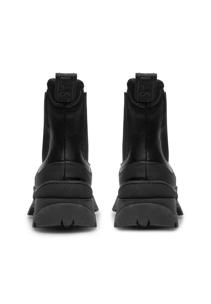 LÄST Trail - Leather/Rubber Foxing - Black II Ankle Boots Black