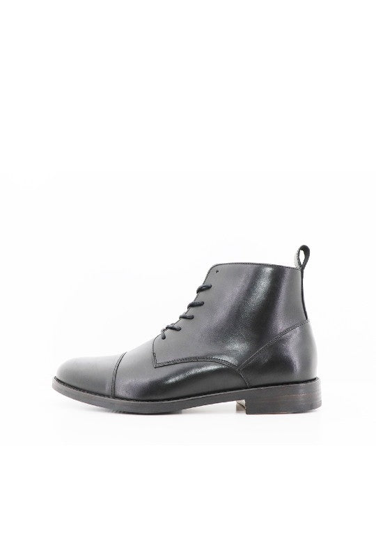 Last Studio Velvel Leather* Ankle Boots 01/Black