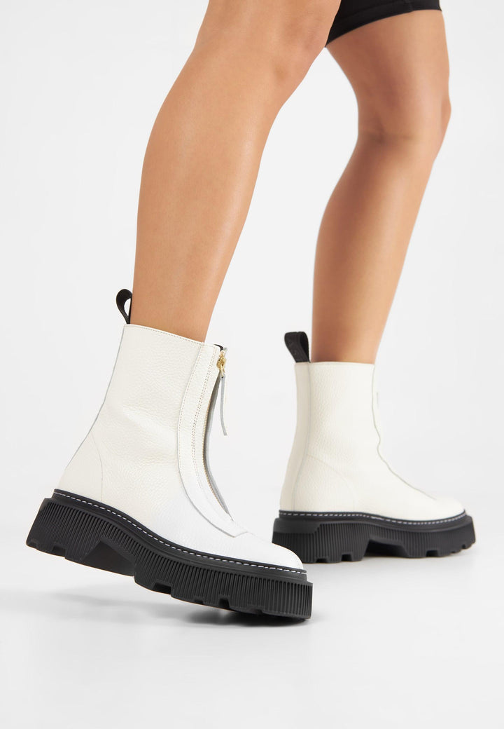 LÄST Shane Zip-Up Boot Ankle Boots Off White